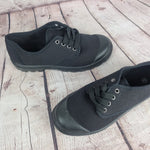 Trainers. PLAIN