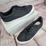 Black trainers. Plain or customized sides only