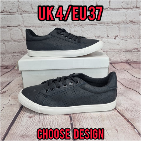 Black trainers. Plain or customized sides only