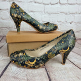 Nature Skull Ready made 3inch heels. size 5