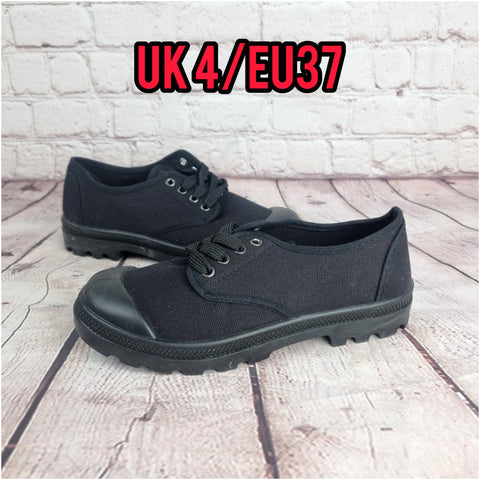Trainers. PLAIN