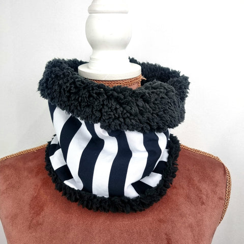 Black and white stripes snood scarf